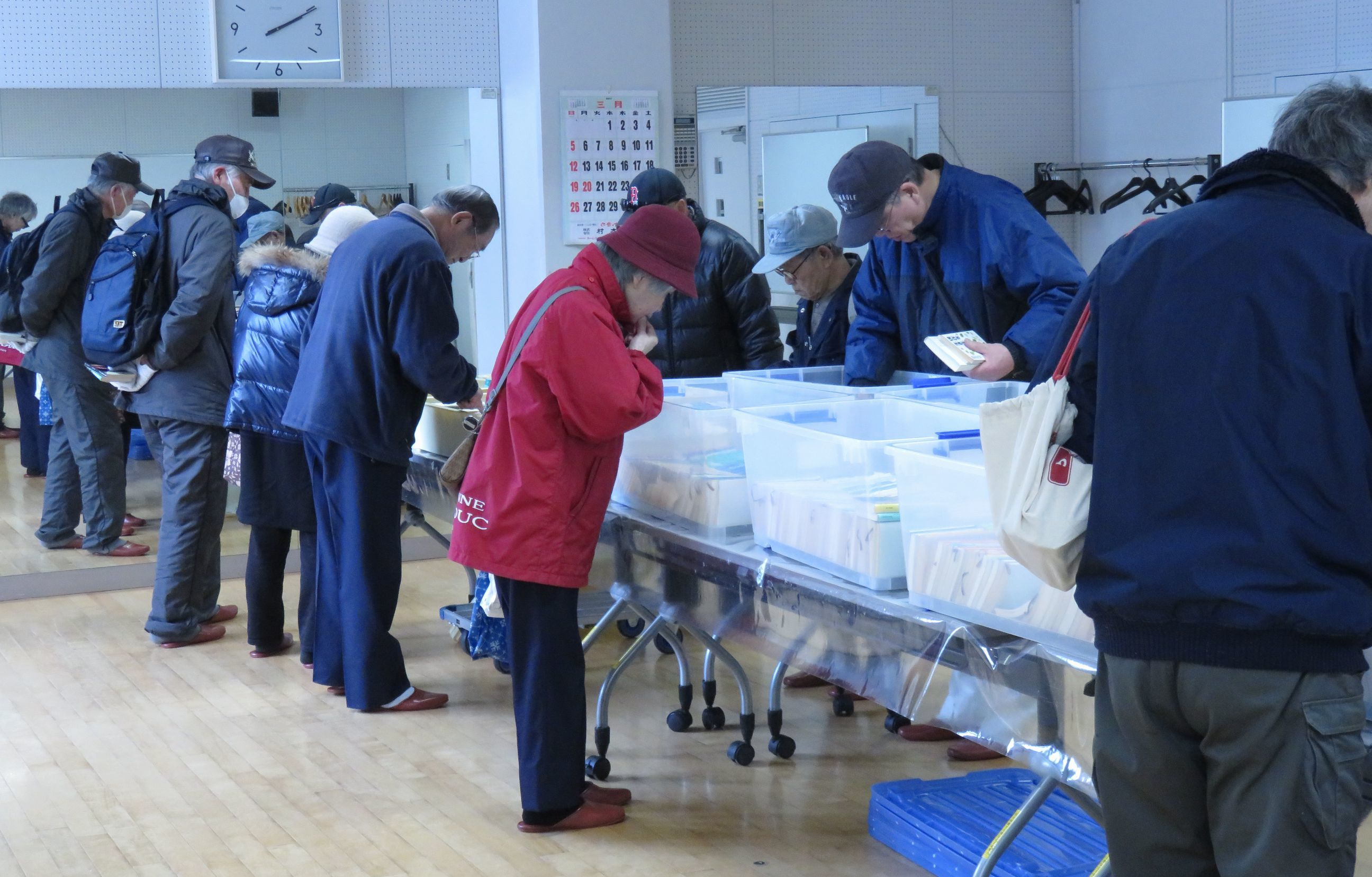 古本交換市の様子の写真